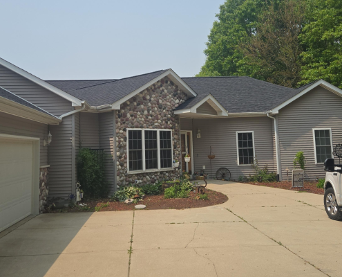 Onyx Black Shingle Albany, WI
